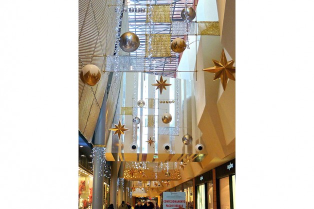 Indoor Decorations for Shopping Centers 15