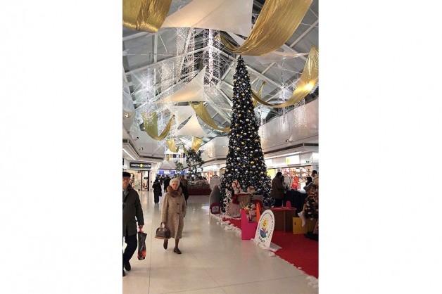 Indoor Decorations for Shopping Centers 20